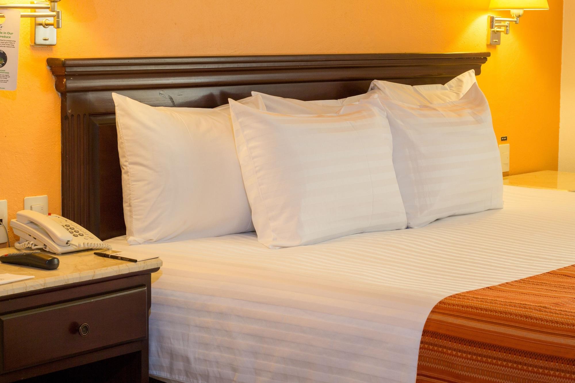 Hg Hotel Zapopan Extérieur photo