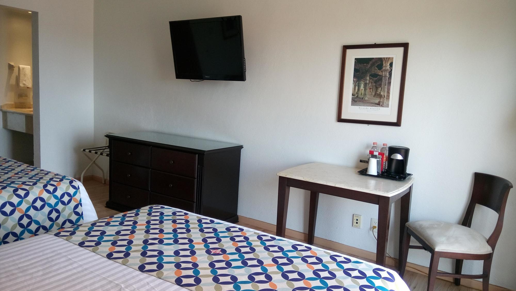 Hg Hotel Zapopan Extérieur photo